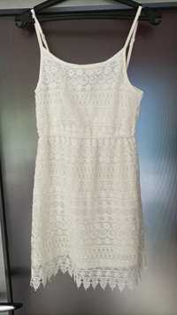 Бяла лятна рокля