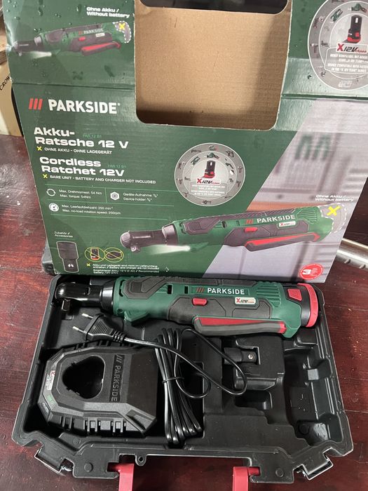 V12 Parkside тресчотка гайковерт PAR 12 B1 батерия зарядно