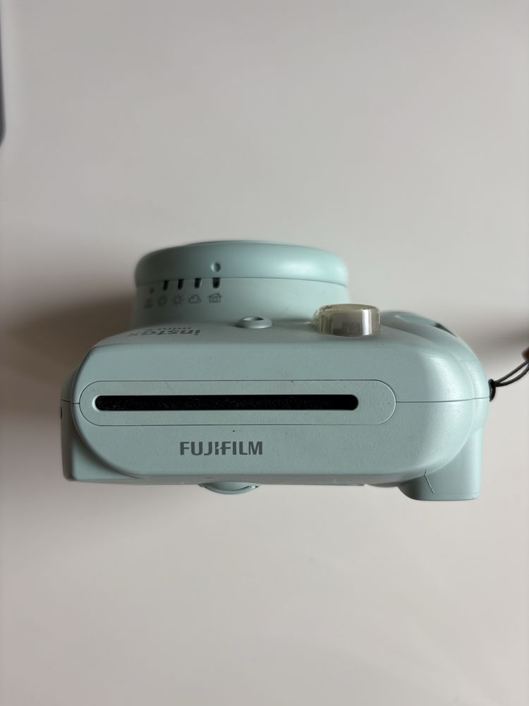 Instax Mini 9 - Fujitsu