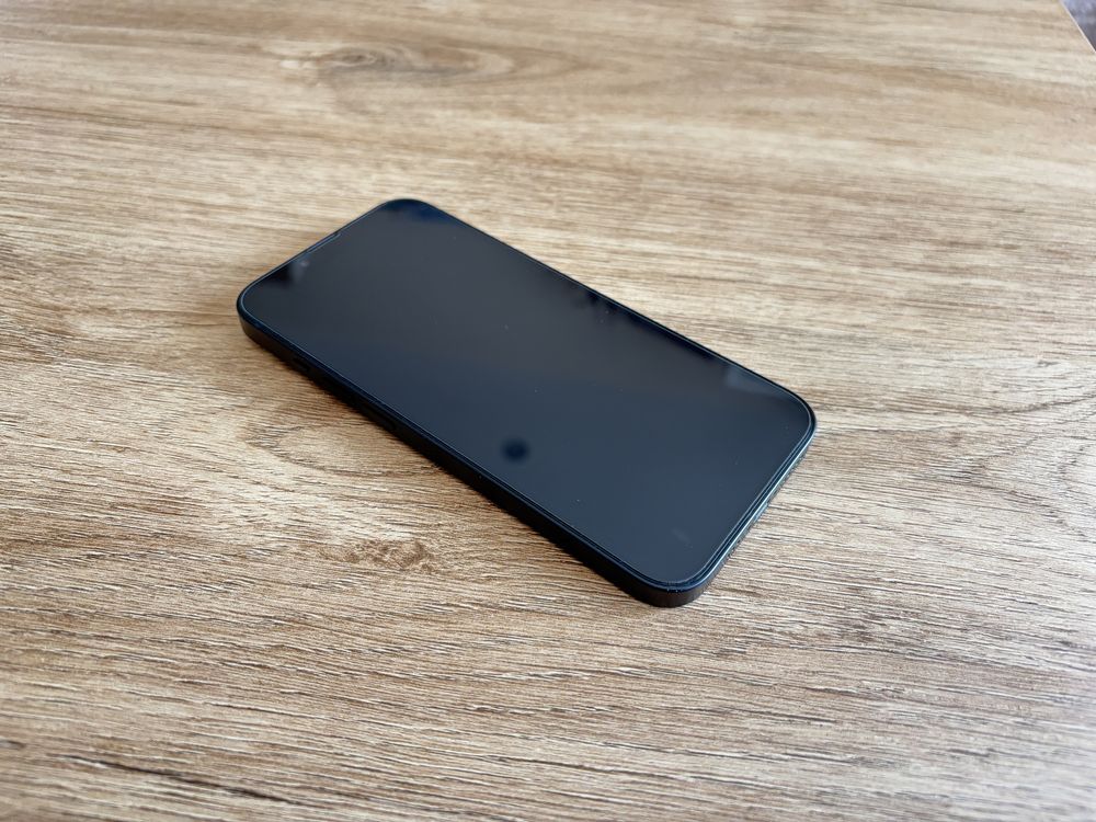 iPhone 13 128GB Midnight