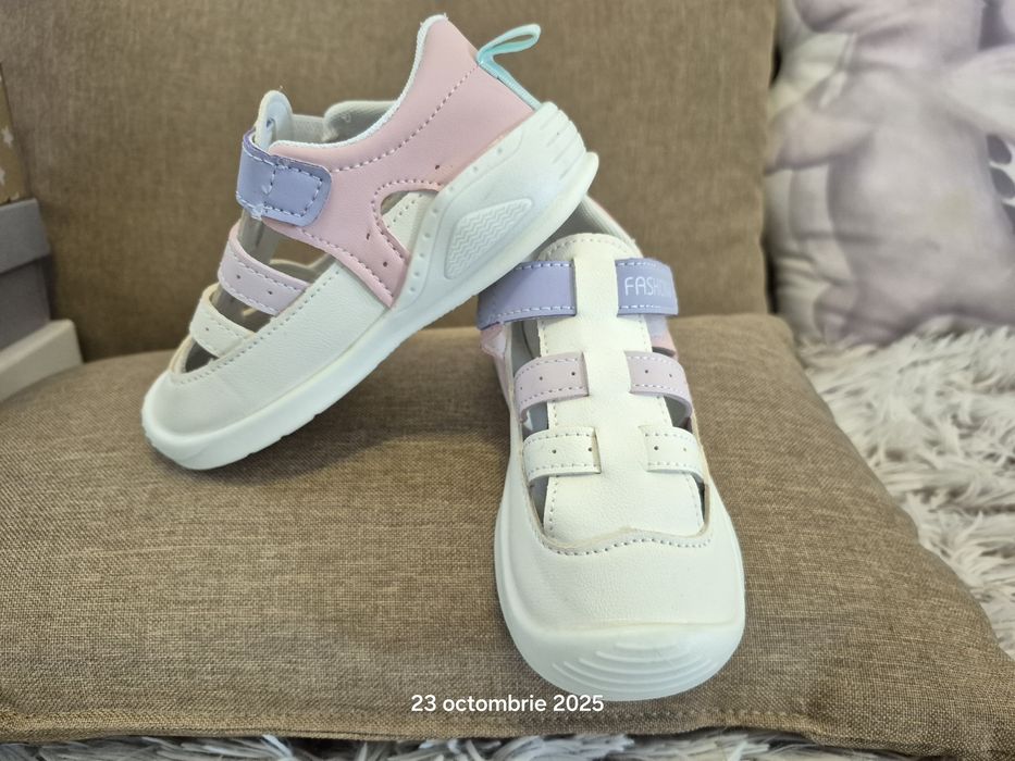 Pantofi eleganti nr.27 +cadou