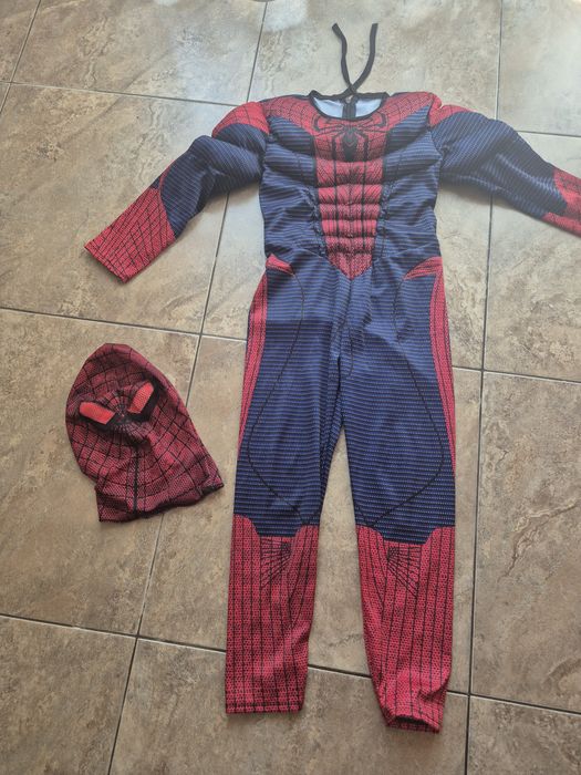 Costum spiderman și Hulk