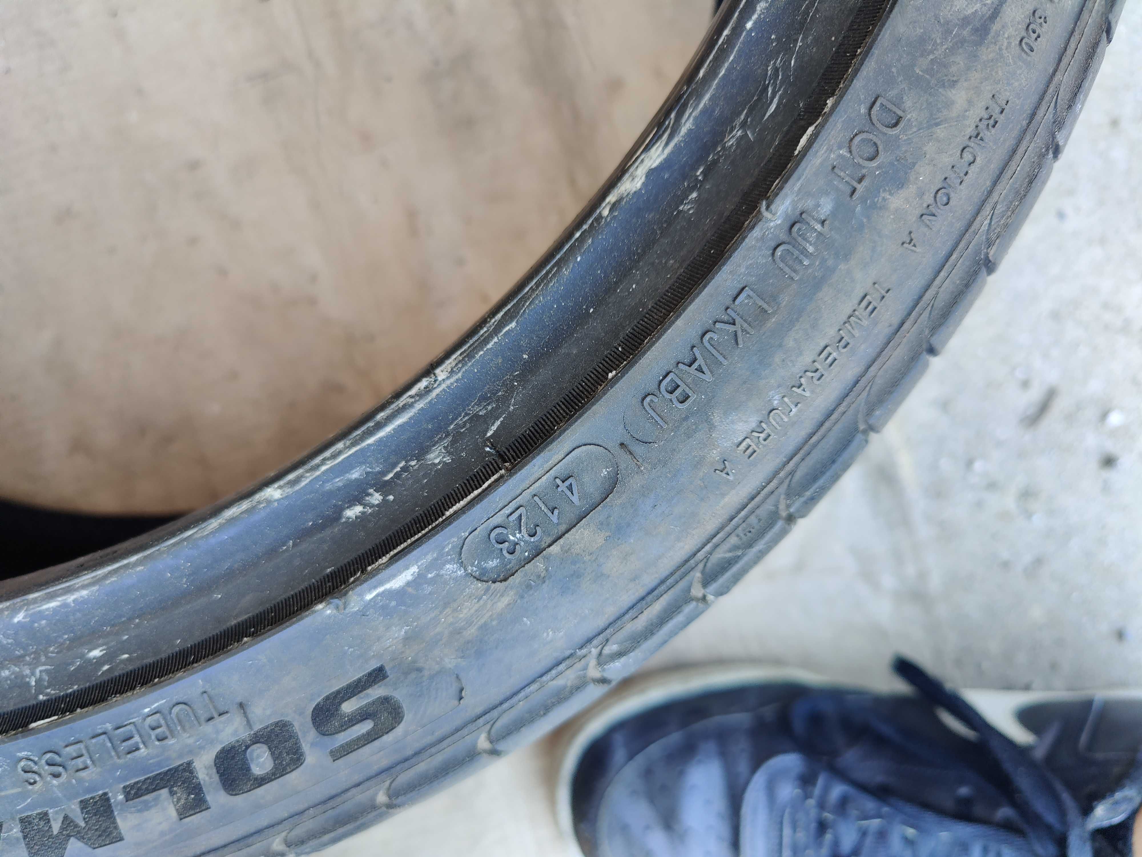 Goodride 225/40/19
