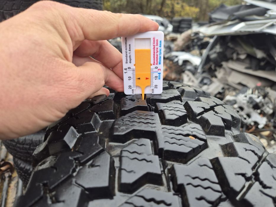 Гуми с джанти Hyundai Galloper