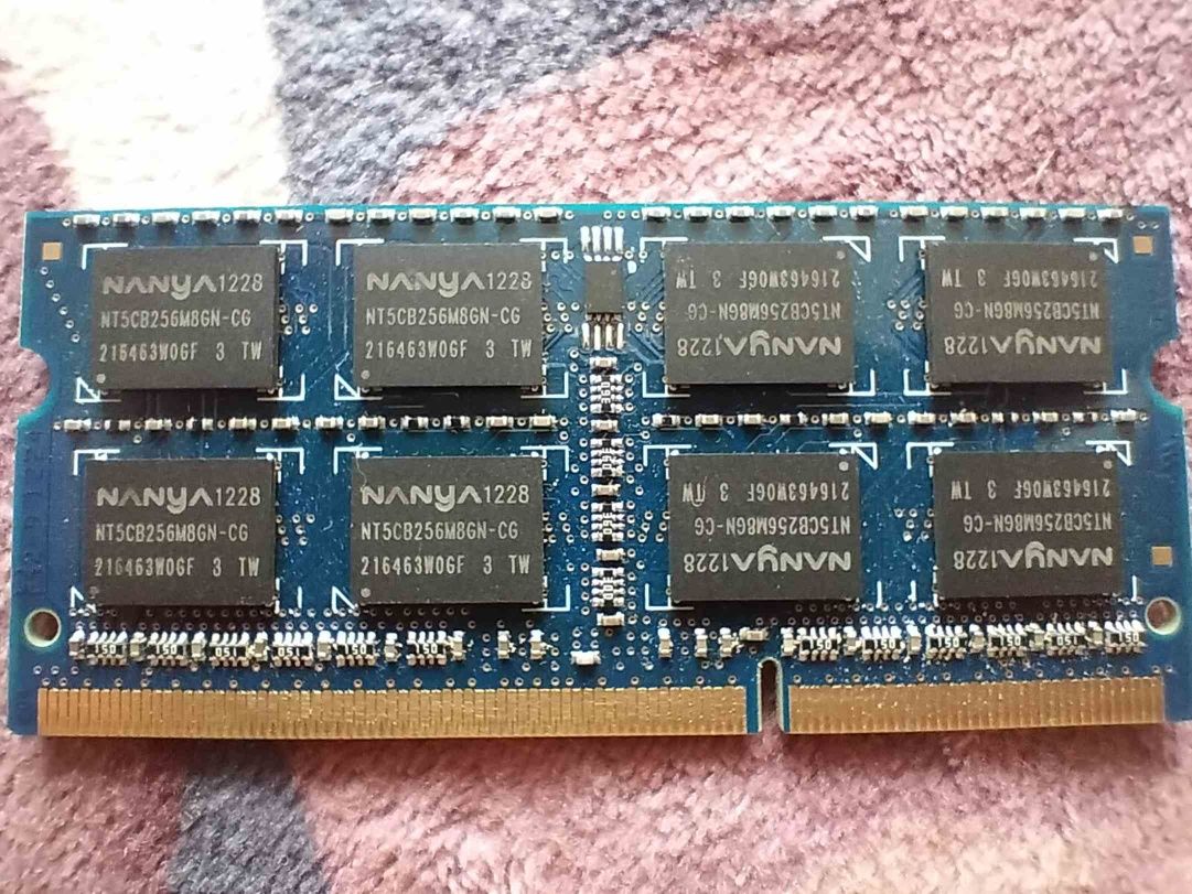 Модуль ОЗУ SODIMM 4 Гб DDR3 1333 Mhz
