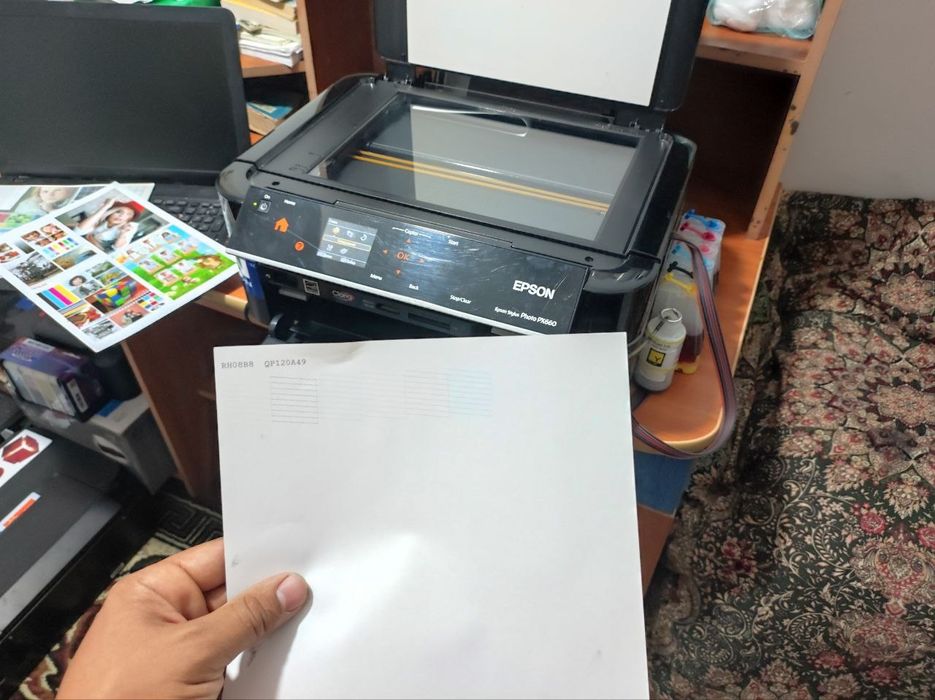 Epson 660 kopiya skanerli 6ta rangli professional kuchli printer.Yangi
