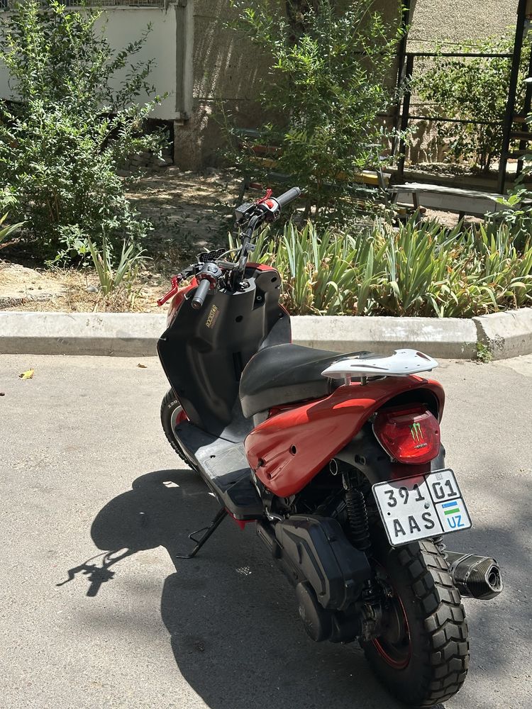Продаю скутер Stels
