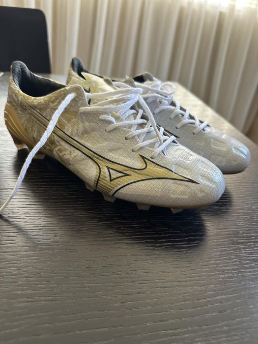 Футболни обувки Mizuno