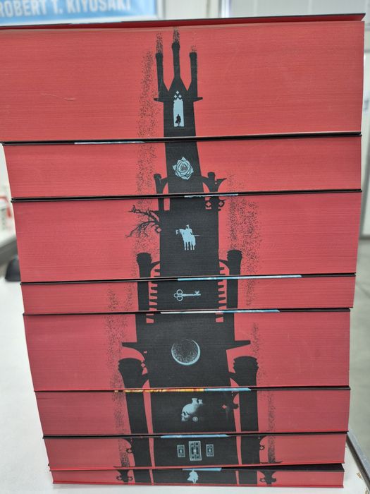 Pachet Turnul Întunecat 8 vol. (ediție de colecție sprayed edges)
de