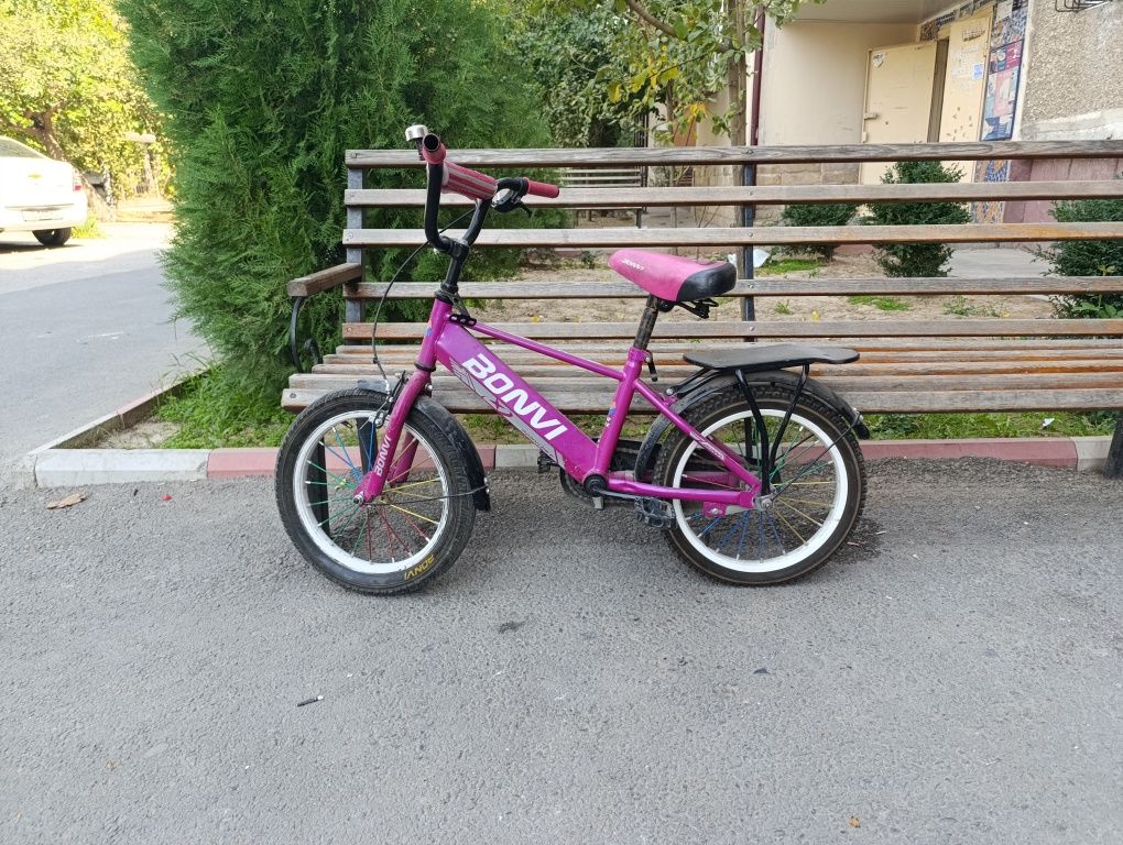 Velosiped bonvi. Razmer 16