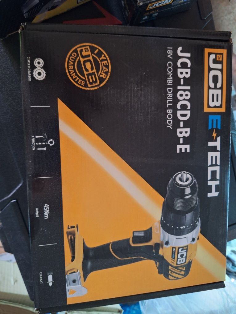 Акумулаторни инструменти JCB