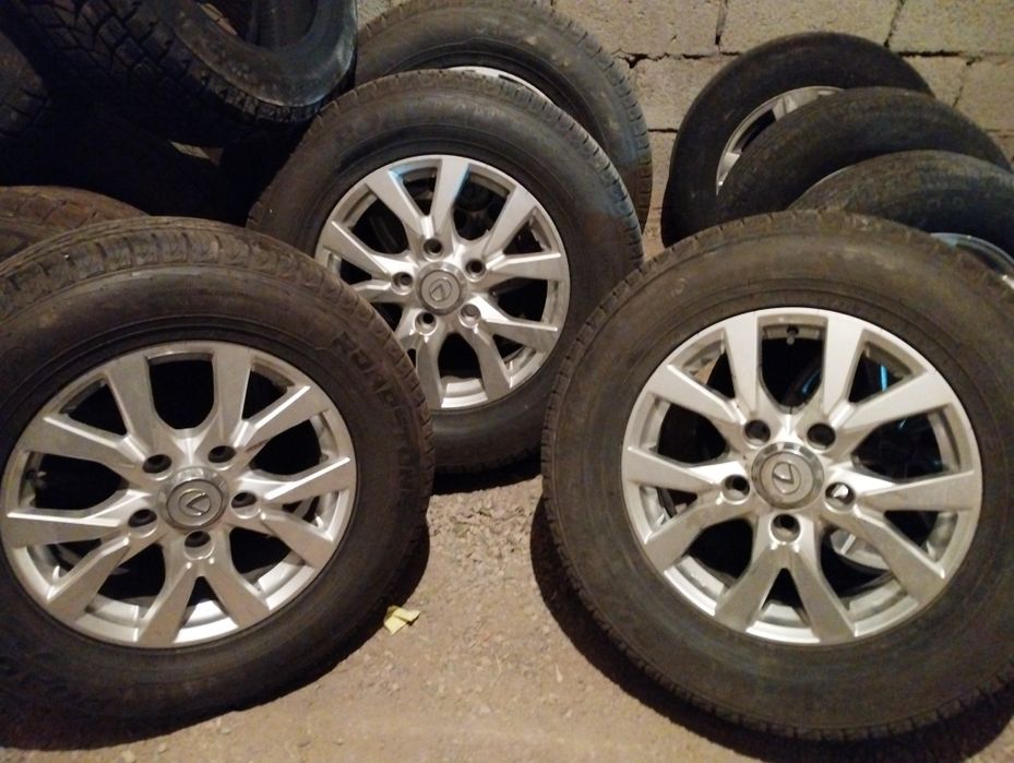 Колеса на Лексус