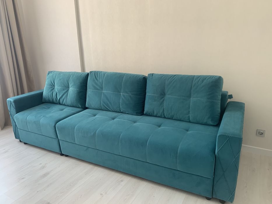 Продам срочно диван 3 метра