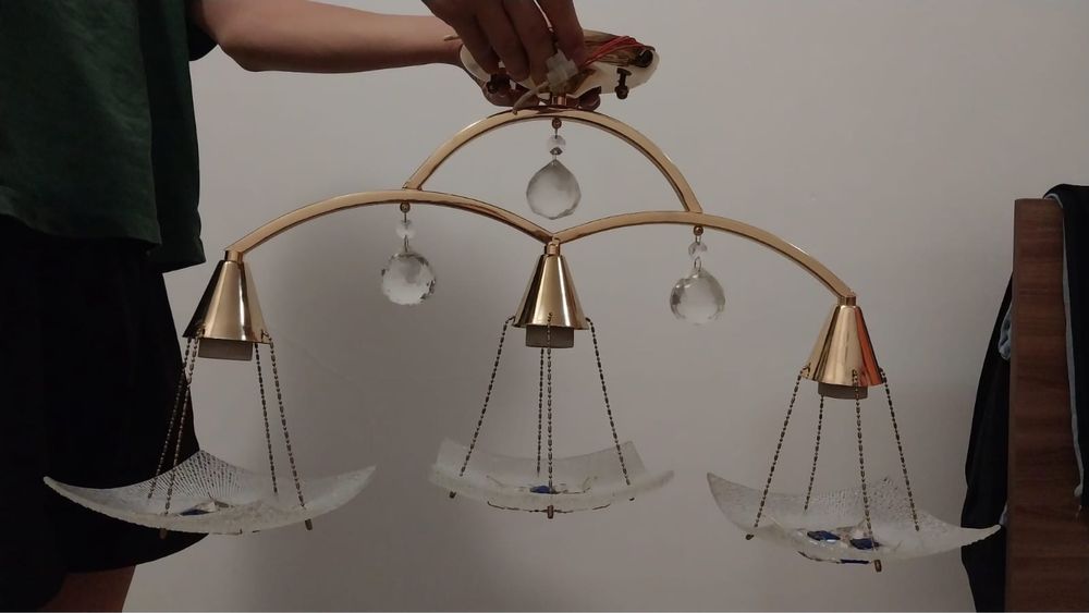 Продам люстру хорошую