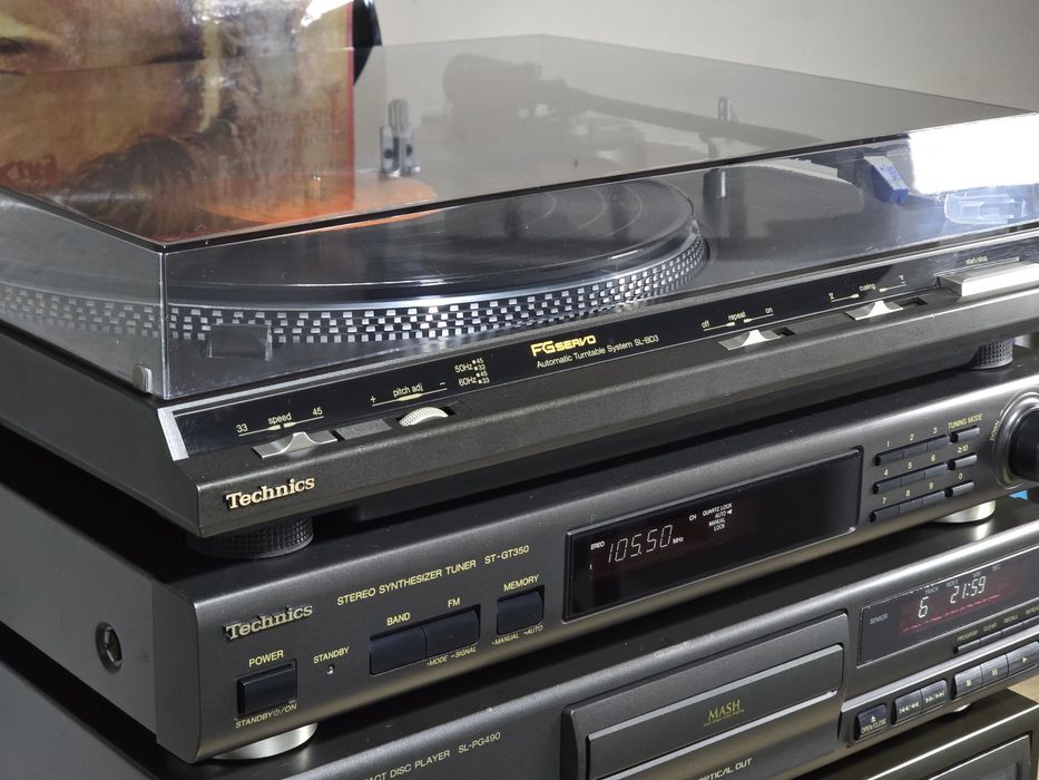 Linie audio TECHNICS, amplificator, deck, tuner, pick-up, cd-player