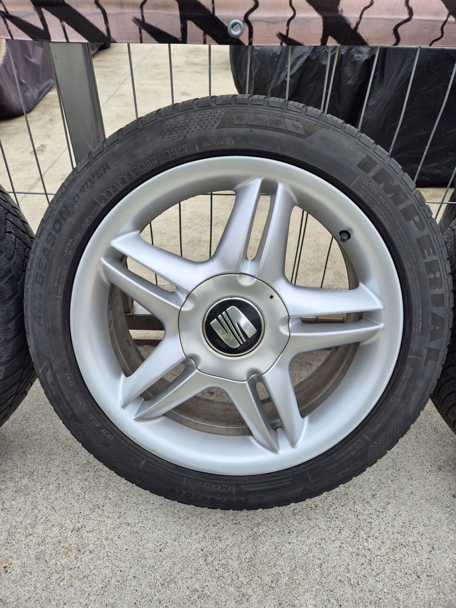 Джанти Speedline 17 цола , 5х100 , 7j , et38 , 205/50/17 Vw Skoda Seat