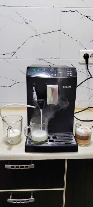 Espressor Automat Philips HD8824 Aparat cu Cafea Boabe Saeco