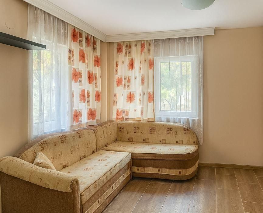 Тристаен апартамент в района на Лятно кино Тракия!