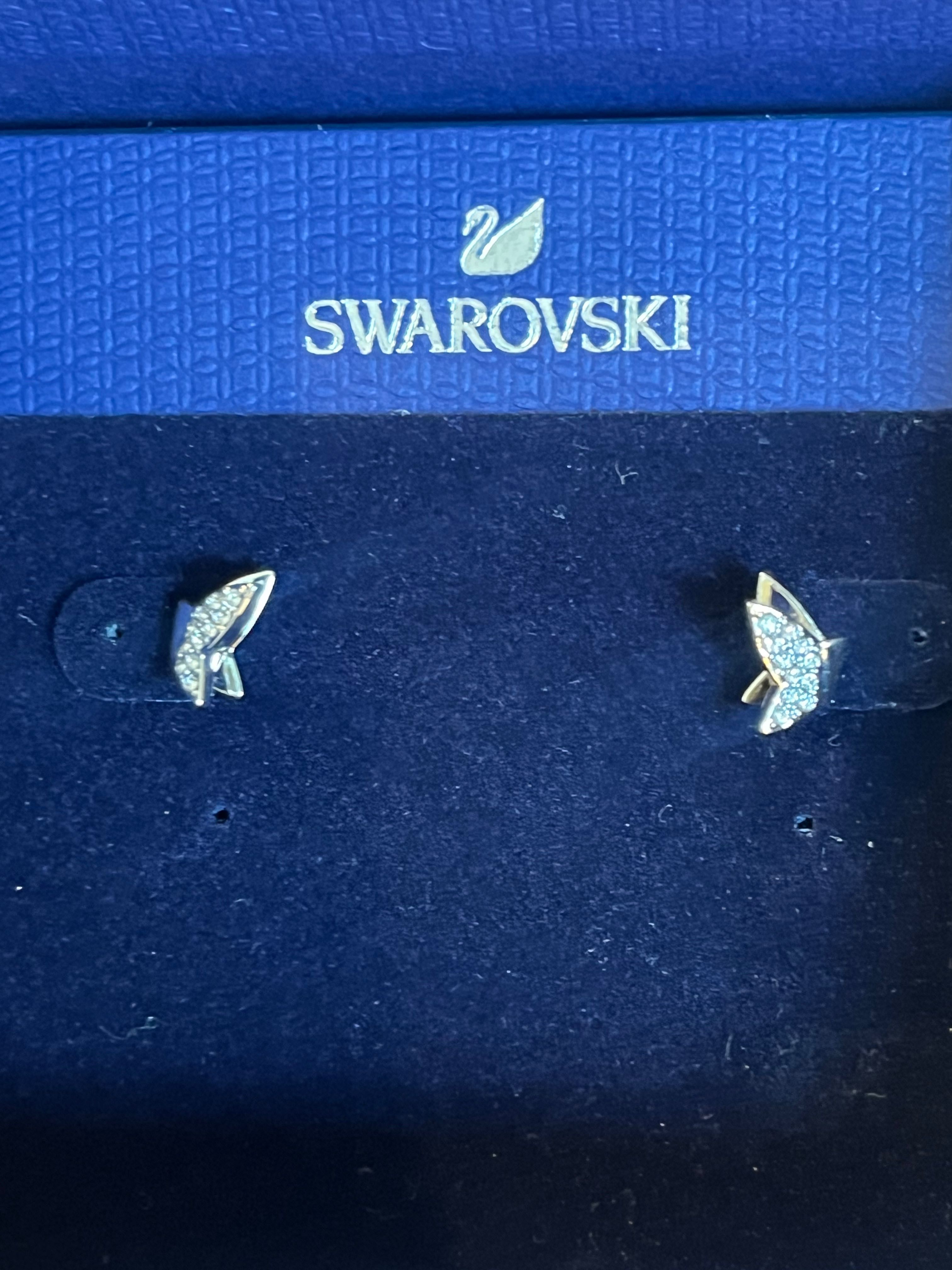Нови оригинални обеци SWAROVSKI