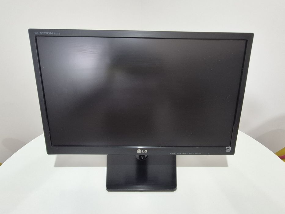 Monitor LG , E2242C-BN