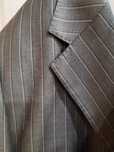 Луксозен мъжки костюм Zegna, в нежно сиво райе