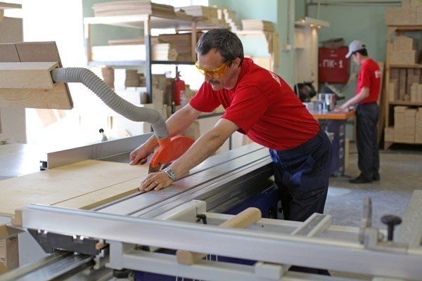 Ремонт реставрация мебели, замена столешниц. Ремонт мягкой мебели.