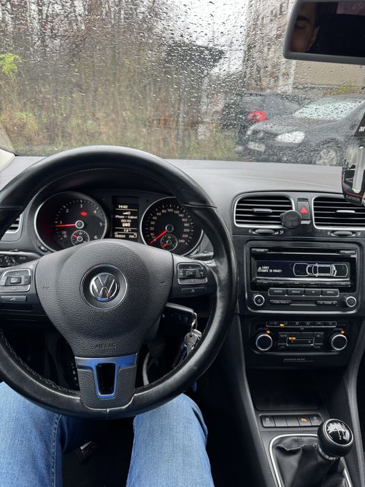 Volkswagen/Golf 6/Variant/2012/1.6 TDI/Euro 5