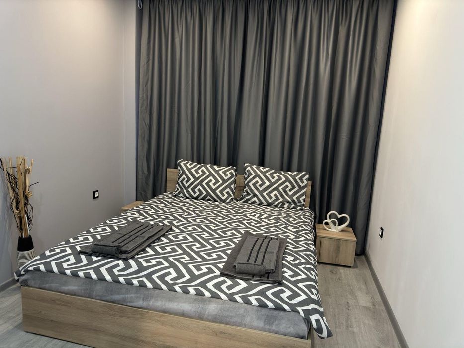 Дава се под наем Двустаен апартамент в Пловдив, Тракия - 55 кв.м за 425 € - Снимка #2