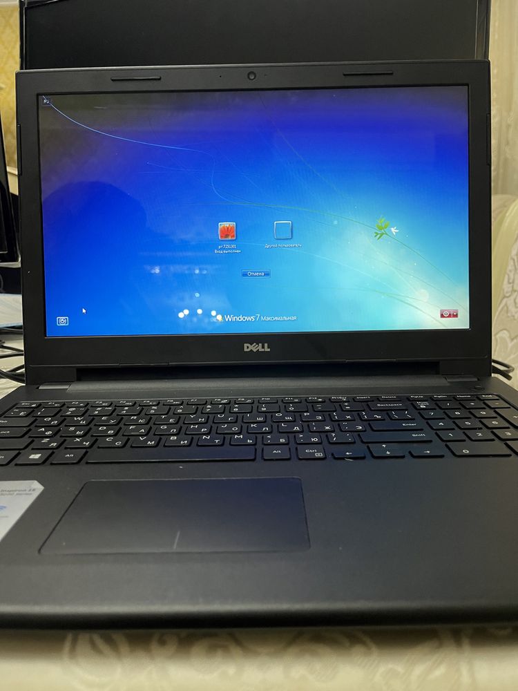 Dell Inspiron 15 3000