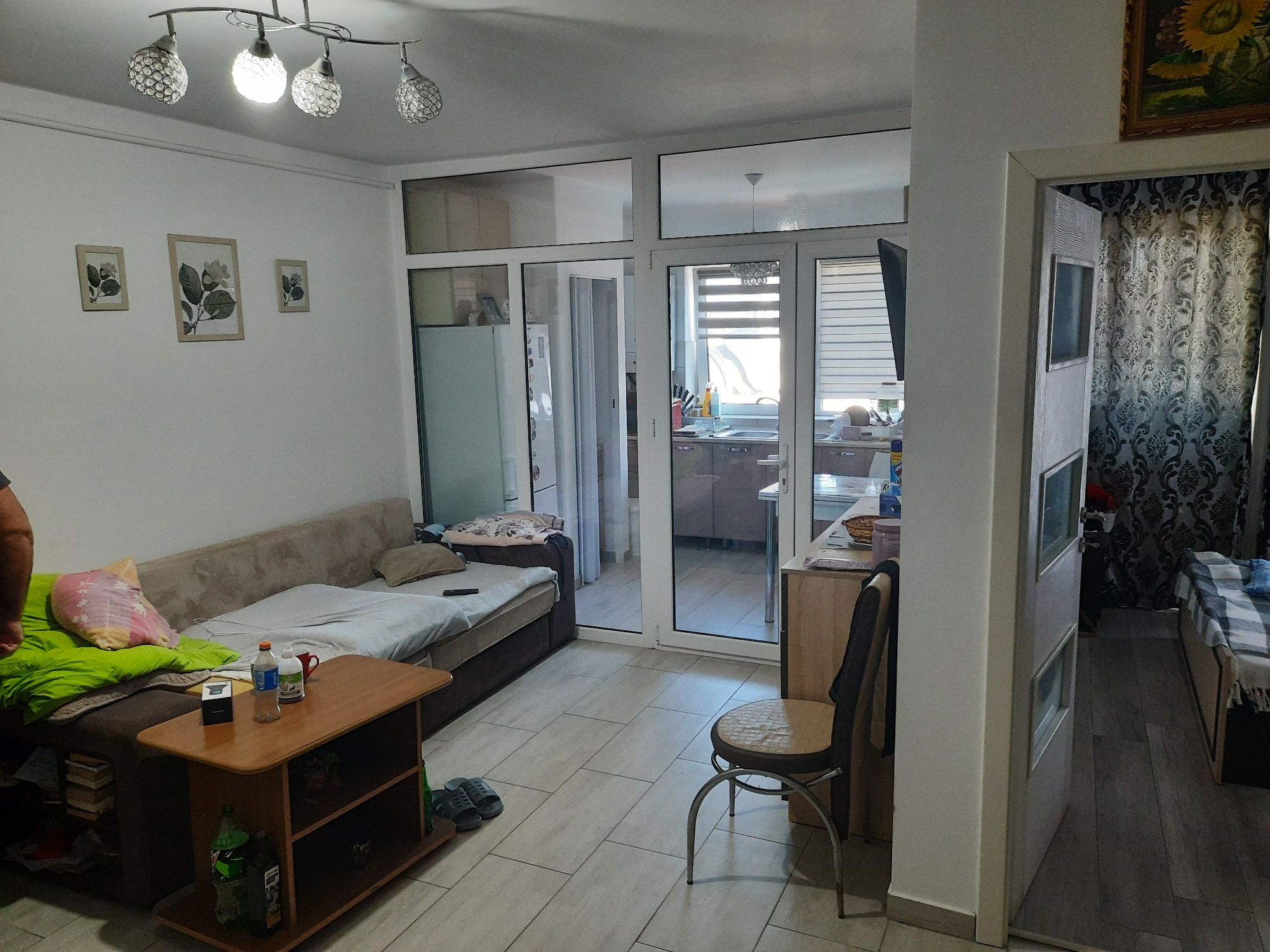 Vand apartament 2 camere