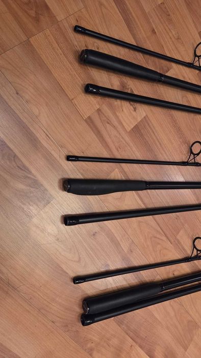 Lansete Okuma Custom Black, 3.90m, 3.5lbs, 3buc + Husa Caperlan