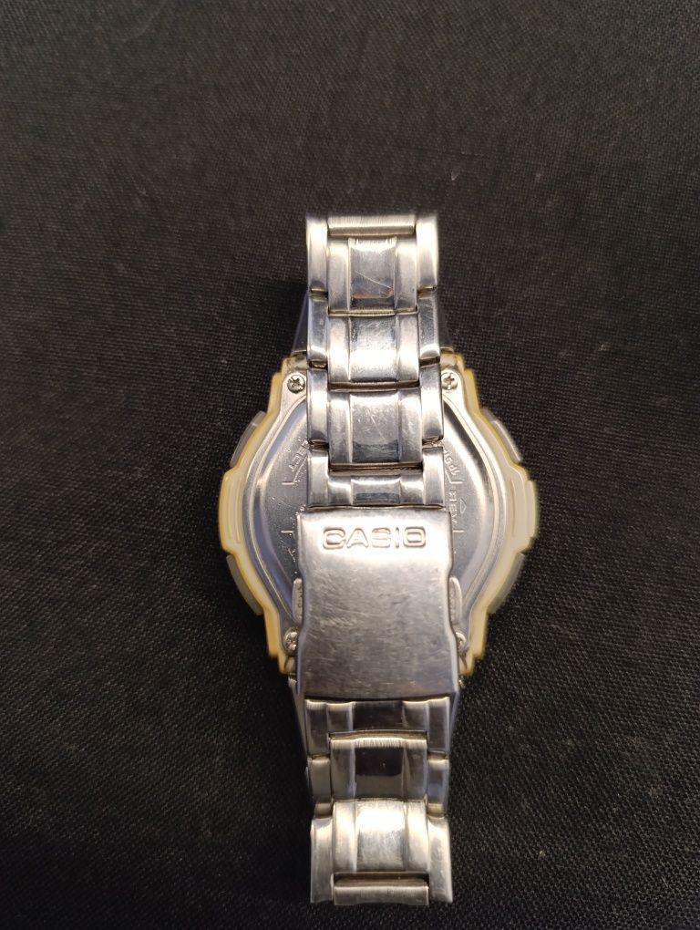 Casio Collection AQF102 D-IB.
В отлично техническо състояние.
Цена:79,