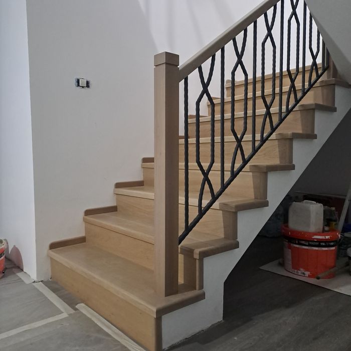 Producem/Placăm trepte/ scări din lemn/ scări de interior
