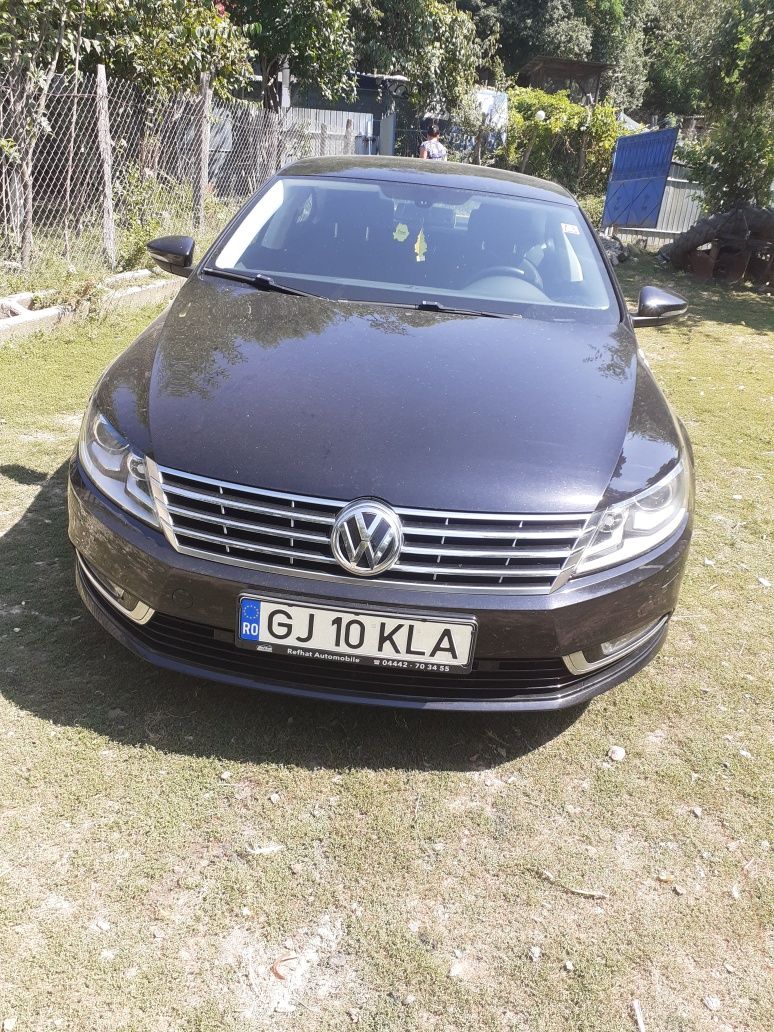 Vând Volkswagen Passat CC