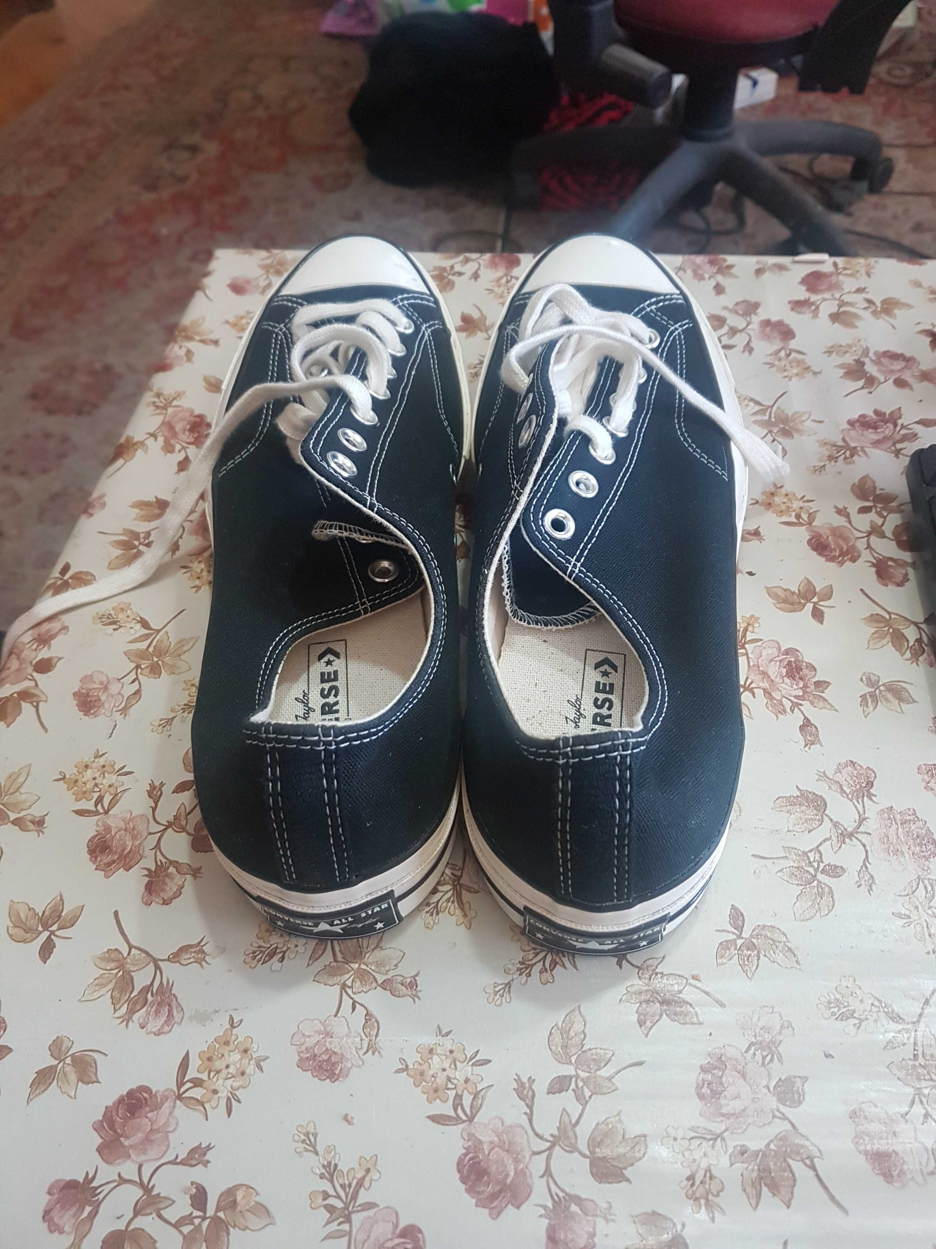 Tenisi originali Converse nr 46 noi