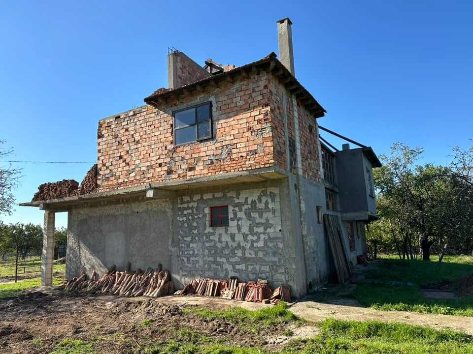 Продава се Къща в с. Калипетрово, Област Силистра - 280 кв.м за 183 €/кв.м - Снимка #12
