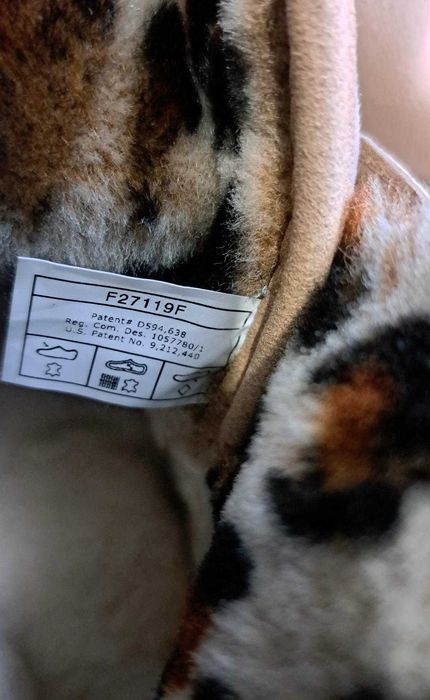 Ghete UGG, 36, noi fara eticheta