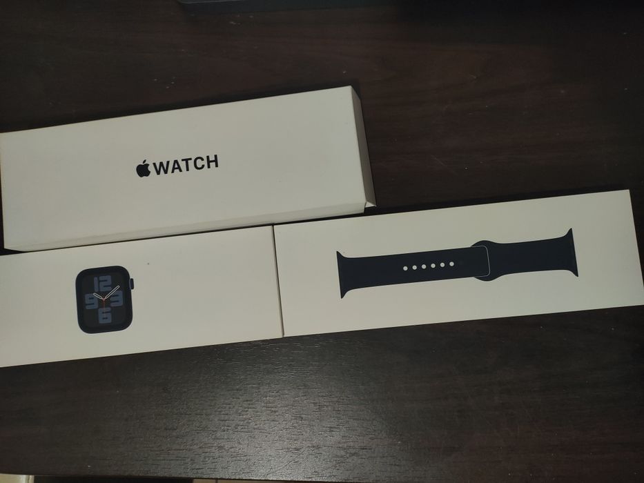 Apple Watch SE Gen2 V3 midnight