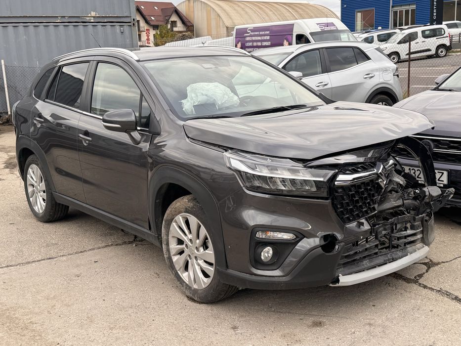Suzuki SX4 S-Cross 1.4 hybrid 4x4 2023 avariat