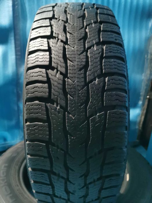 205/65/16 c nokian m+s 2 buc