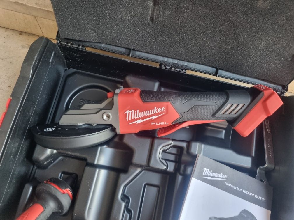 Milwaukee M18 FSAGF125XPDB ъглошлайф