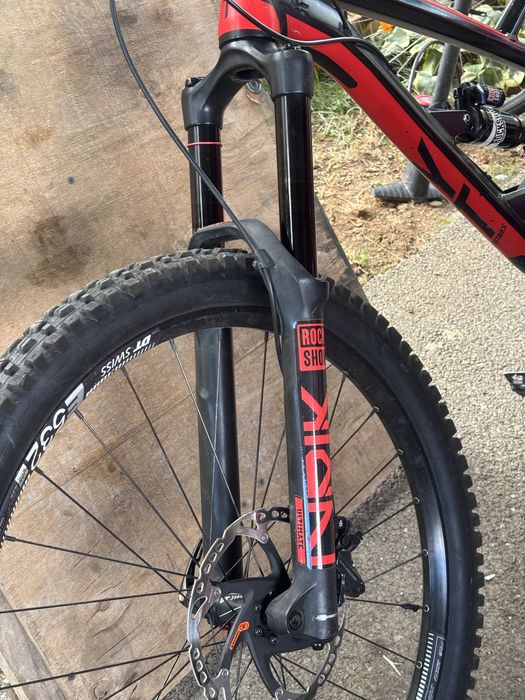 Furca rockshox lyric RC, 180mm 27,5”