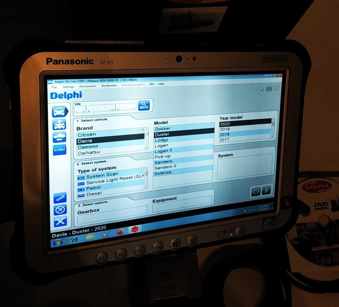 Tester Auto Turisme+Camioane DUAL Launch/Delphi+Tableta PANASONIC FZG1