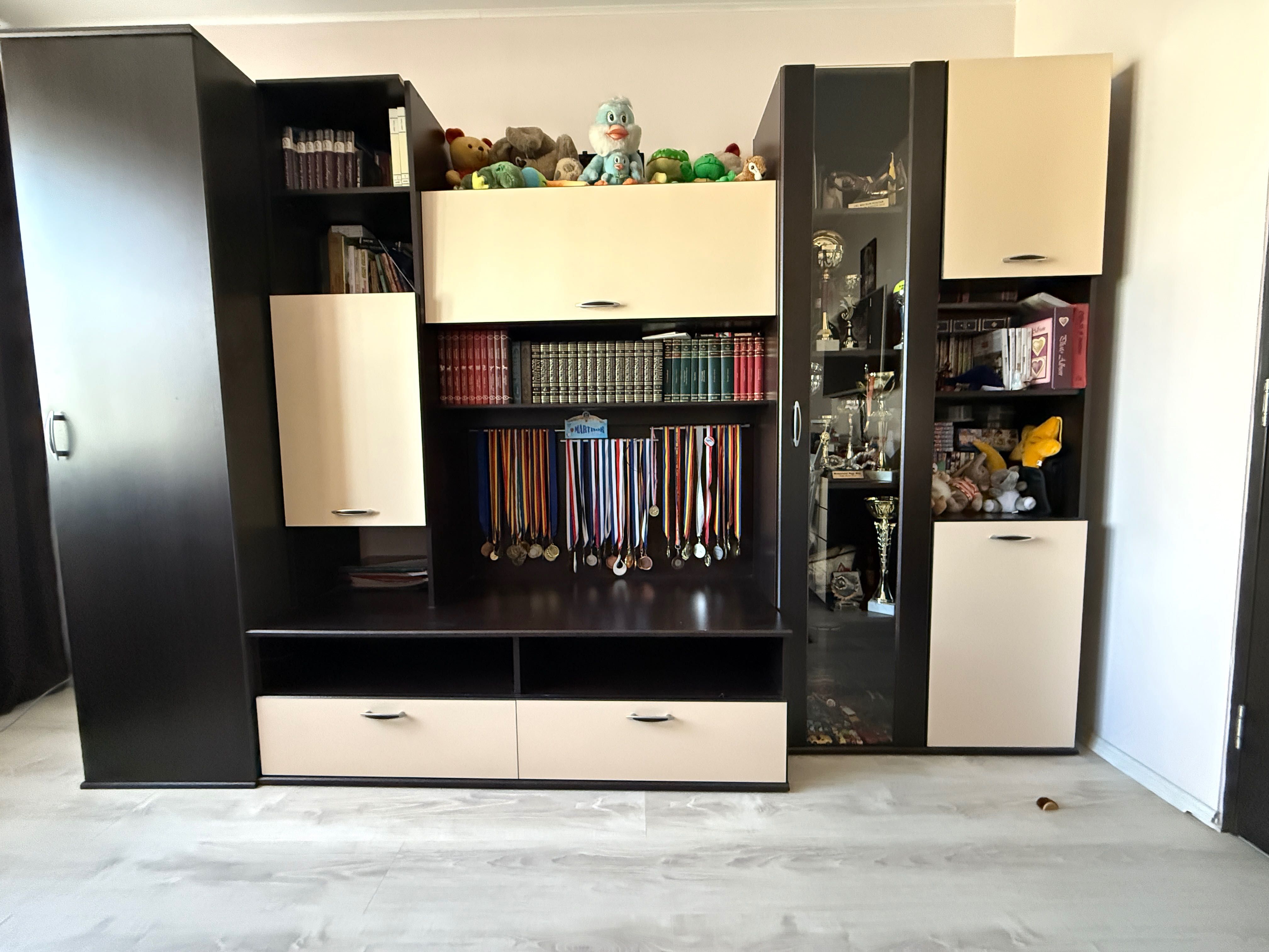 vand mobila+comoda adolescenti