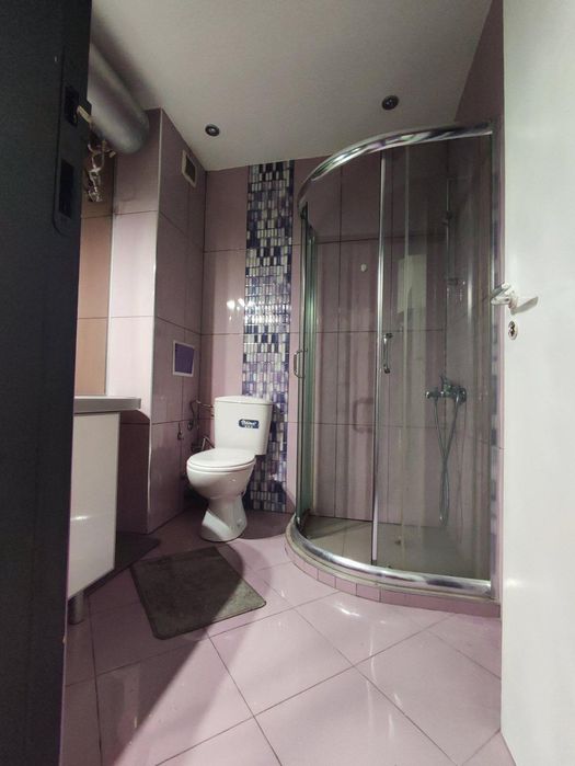 Дава се под наем Двустаен апартамент в София, Студентски град - 72 кв.м за 850 € - Снимка #12