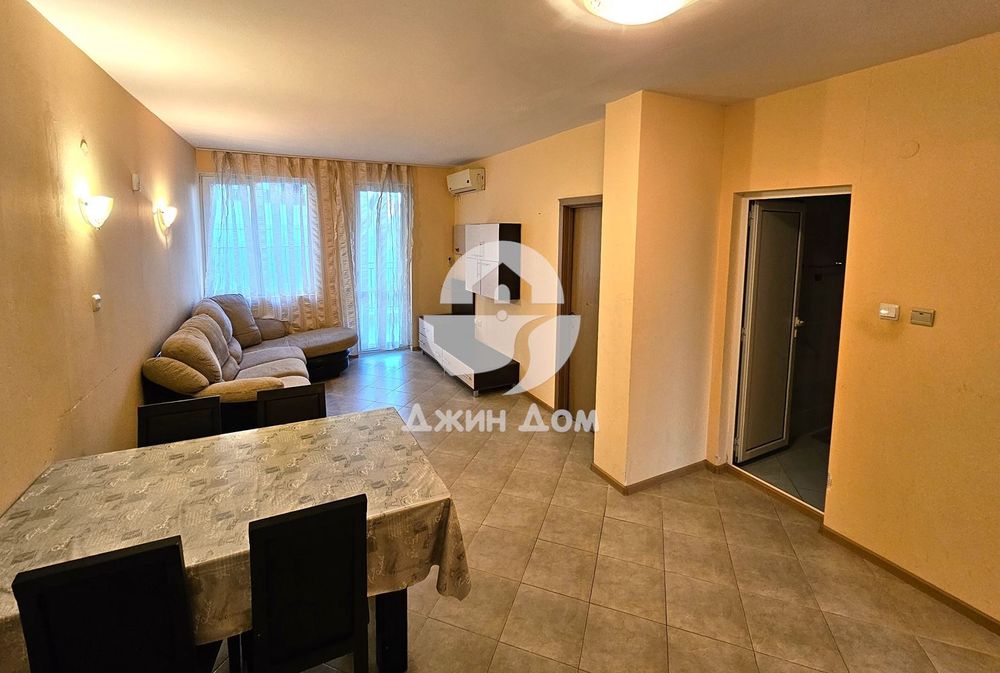 Продава се Тристаен апартамент в к.к. Слънчев бряг - 83 кв.м за 1084 €/кв.м - Снимка #2