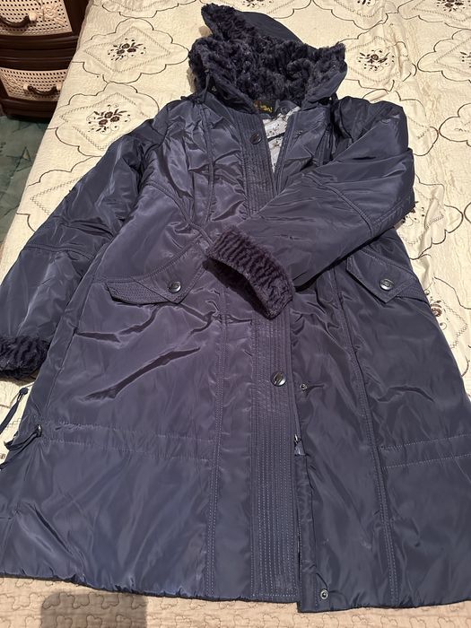 Пальто ,пуховик 46-48,плашь р48 женское зима осень весна  размер 50-52