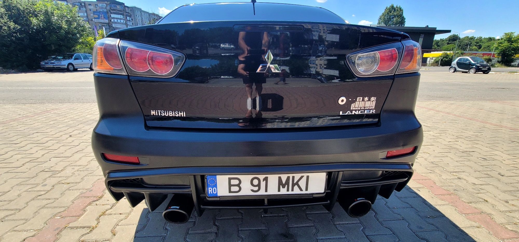 Mitsubishi Lancer