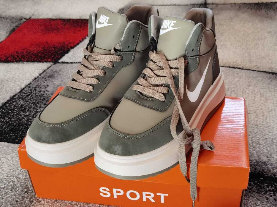 ghete model NIKE mărimea 40