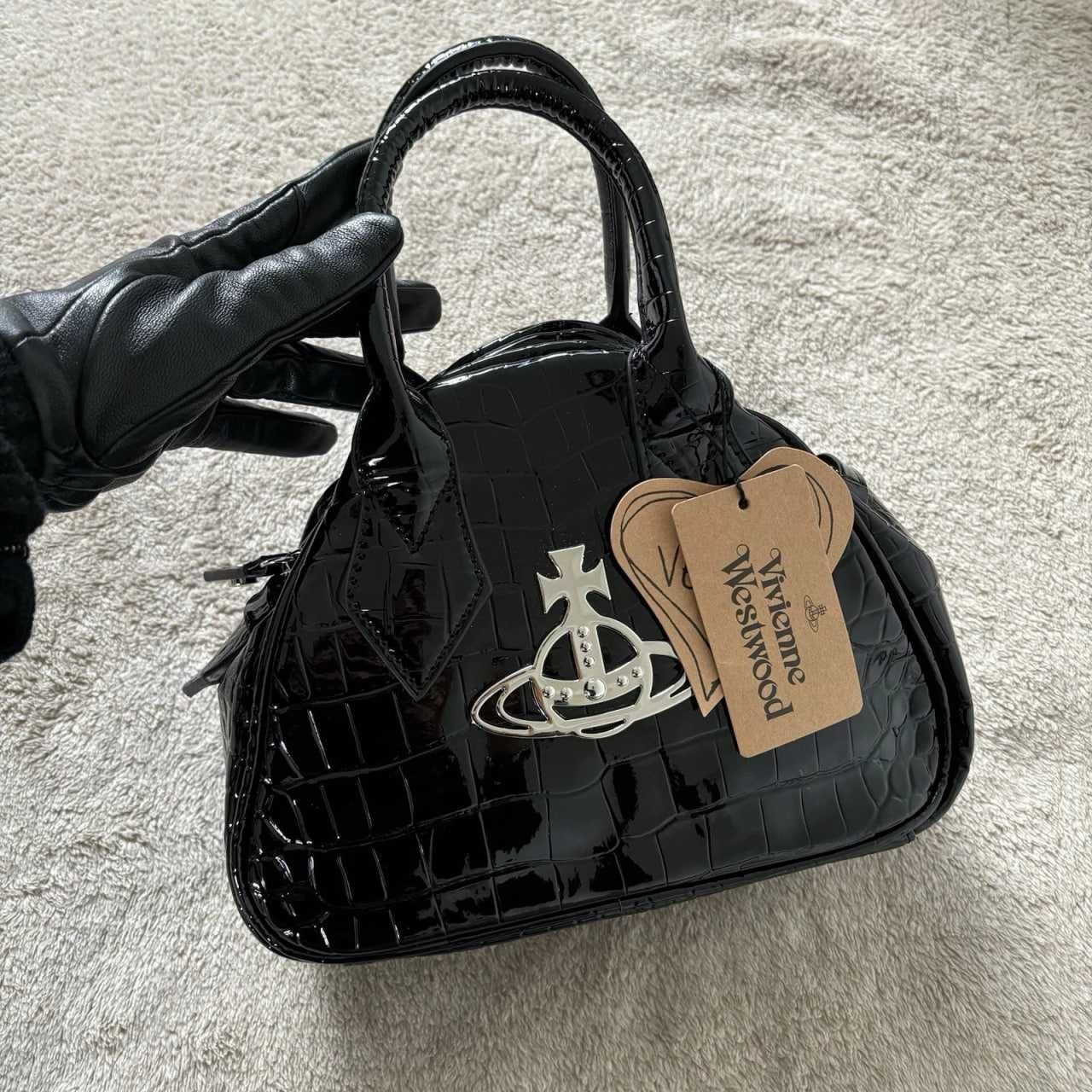 Vivienne Westwood чанта